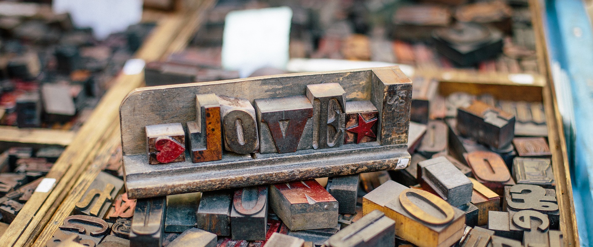 Header Blog - Buchstabenpuzzle