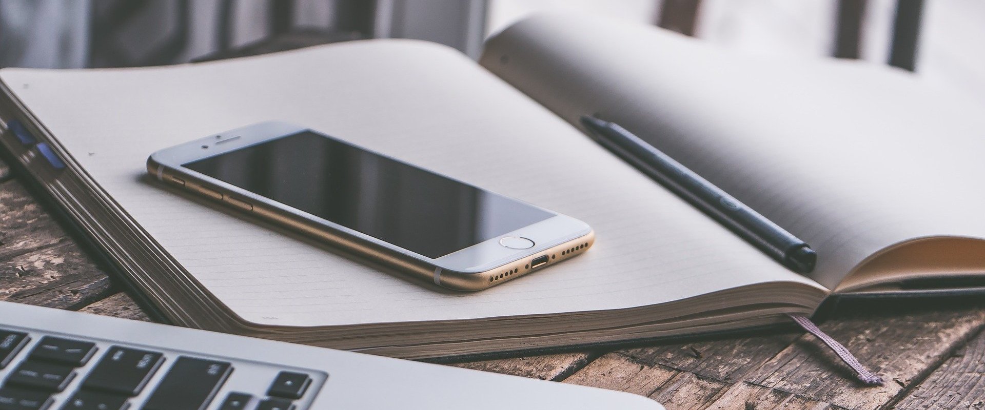 Header Impressum - Handy und Akte